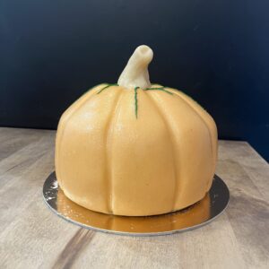 Pumpkin Princess Cake